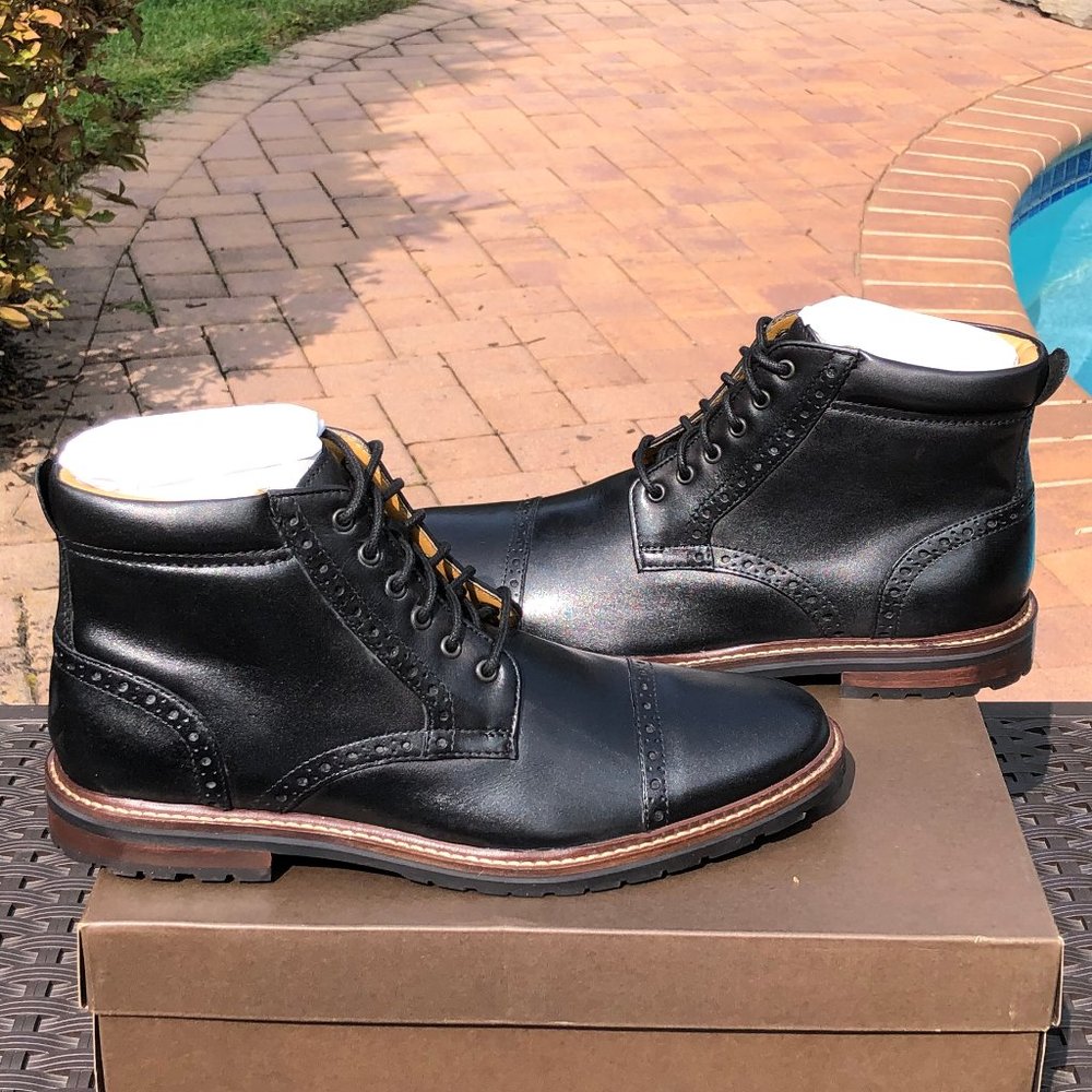 Florsheim Fenway Black Leather Brogue Cap Toe Boot - Picture 7 of 12